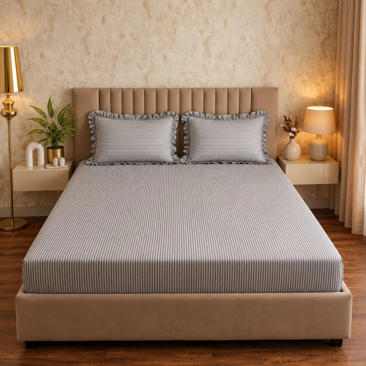 Dream Weaverz Home Polycotton (Fitted) 260TC DoubleSIZE BEDSHEET(Dark Grey Stripes)