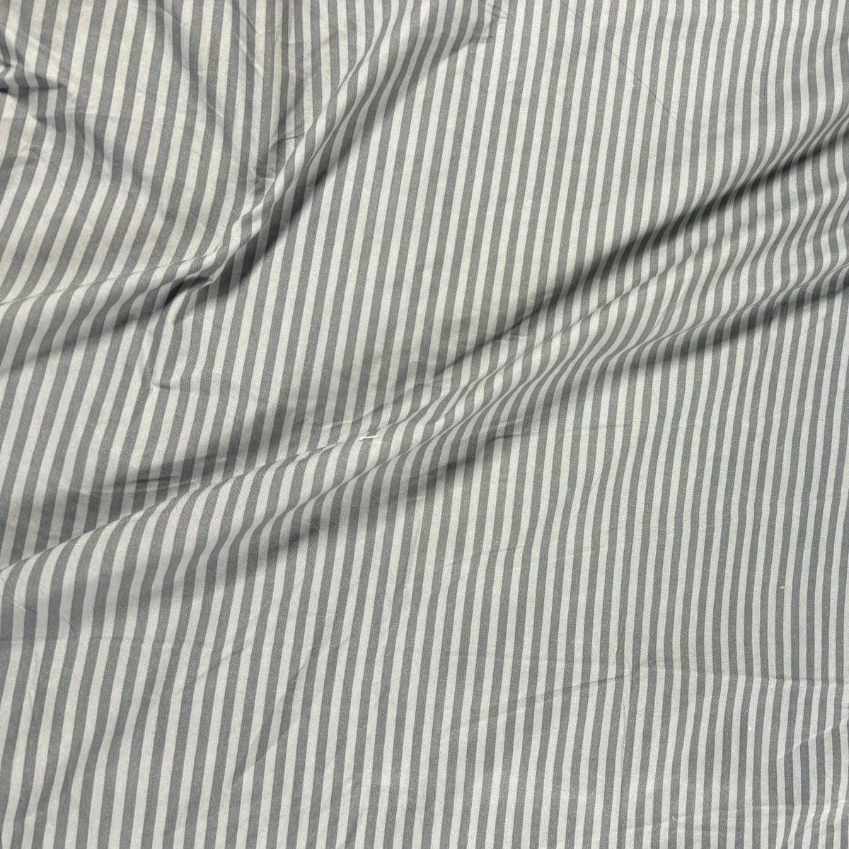 Dream Weaverz Home Polycotton (Fitted) 260TC DoubleSIZE BEDSHEET(Dark Grey Stripes)