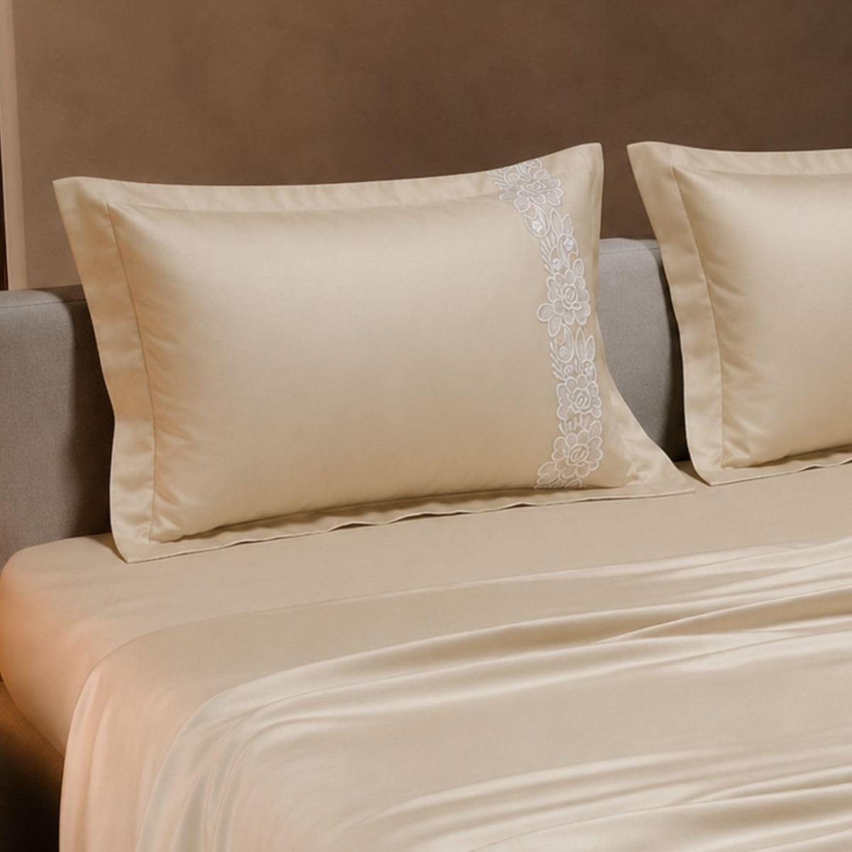 Dream Weaverz Satin Bedsheets King Size, 3-Piece Bedding Set 300 Thread Count Bedsheet & 2 Floral Lace Covers | Prevents Wrinkles, Tangles & Frizz | Retains Moisture, Cream