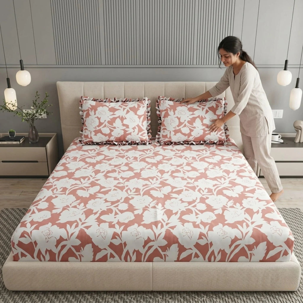 Dream Weaverz Home Polycotton King Fitted (Elastic) 260 TC Floral 1 Bedsheet (Peach-White)