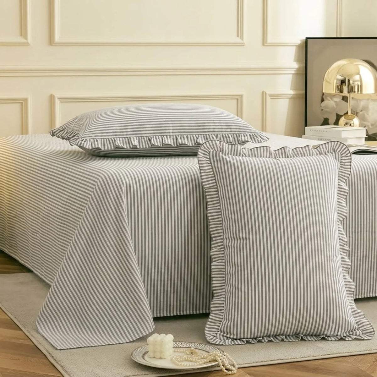 Dream Weaverz Home Polycotton (Flat) 260TC DoubleSIZE BEDSHEET(Dark Grey Stripes)