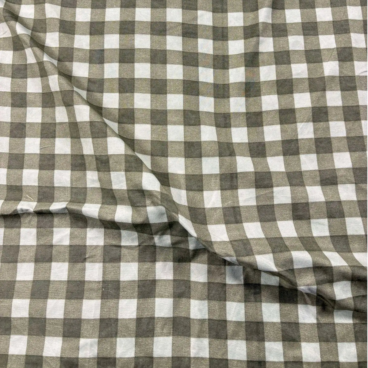 Dream Weaverz Home Polycotton (Flat) 260TC DoubleSIZE BEDSHEET(Green Checks)