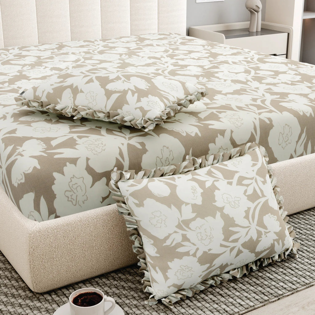 Dream Weaverz Polycotton King Fitted (Elastic) 260 TC Floral 1 Bedsheet (Beige-White)