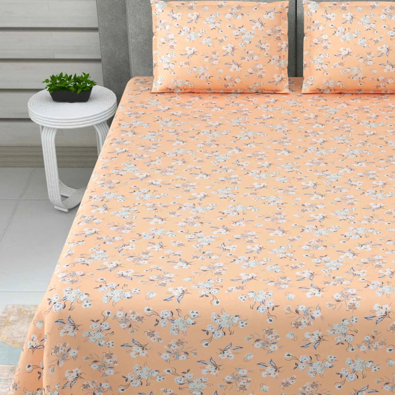 Dream Weaverz Cotton Super King Flat 220 TC Floral 1 Bedsheet with 2 Pillow Covers (Peach-Grey)