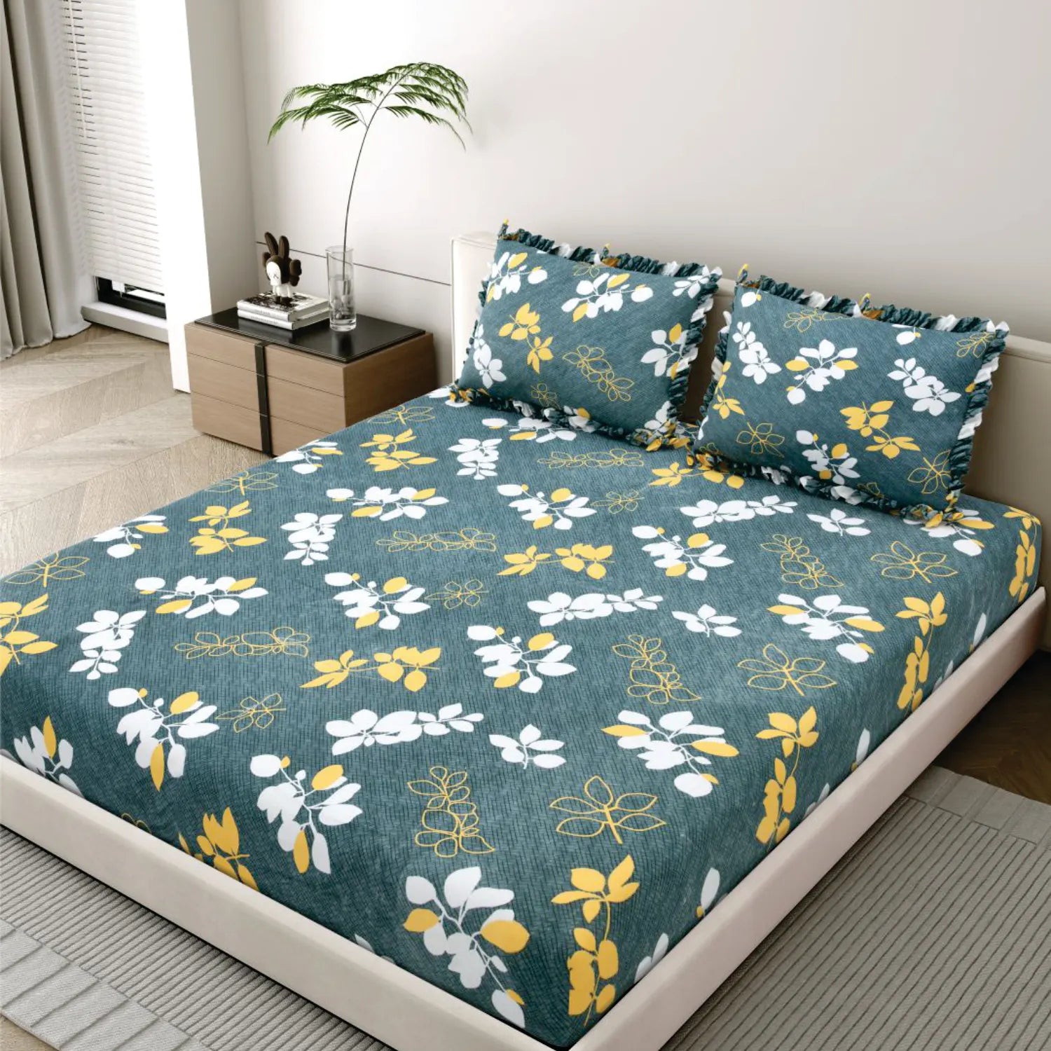 Dream Weaverz Polycotton King Fitted (Elastic) 260 TC Floral 1 Bedsheet with 2 Pillow Covers (Dark Green-White)