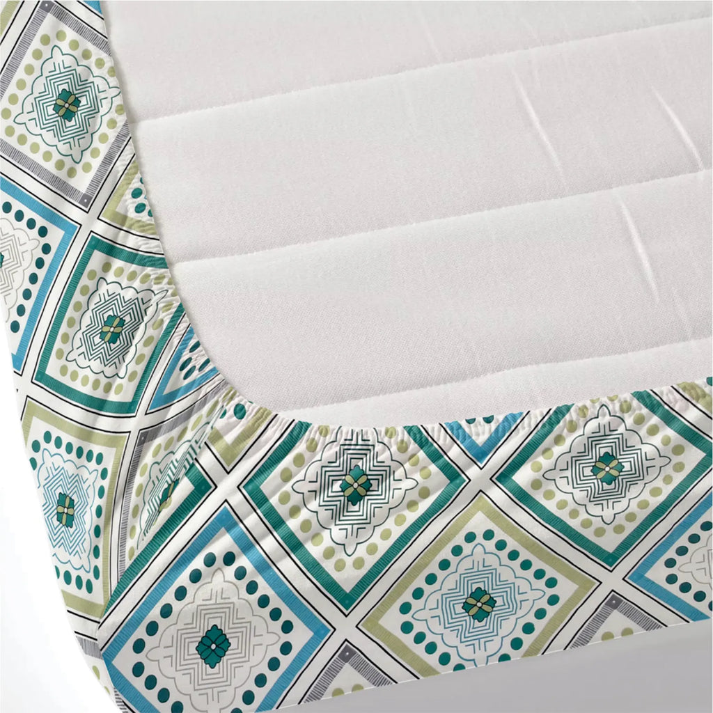 Dream Weaverz Polycotton Double Fitted (Elastic) 260 TC Abstract 1 Bedsheet with 2 Pillow Covers (Multicolor)