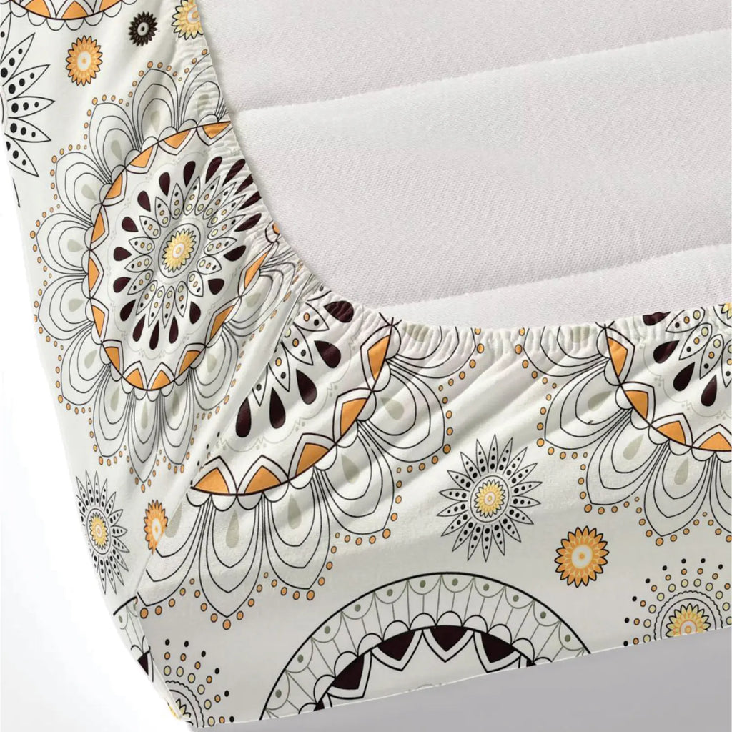 Dream Weaverz Polycotton King Fitted (Elastic) 260 TC Abstract 1 Bedsheet with 2 Pillow Covers (Off white)