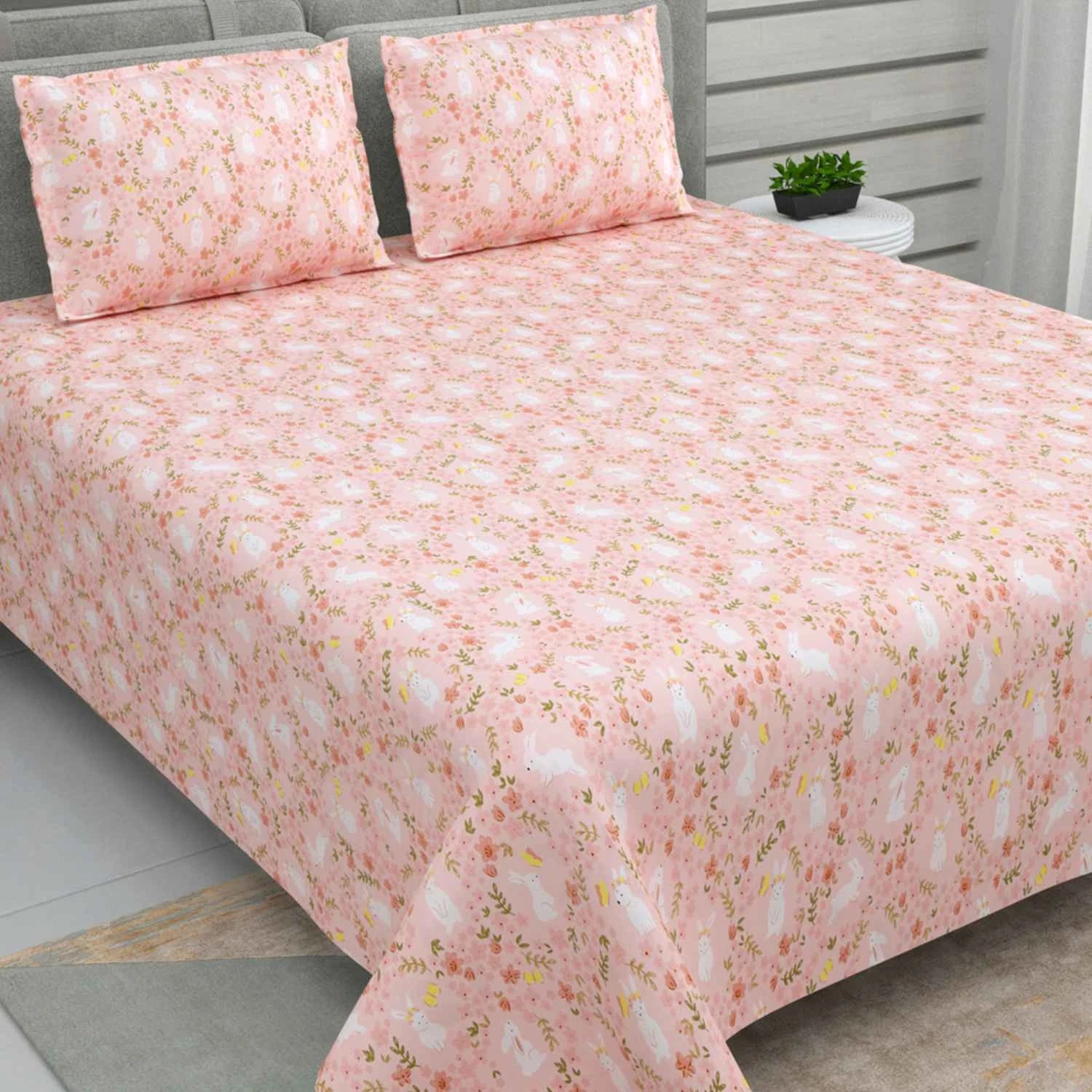 Dream Weaverz Cotton Super King Flat 220 TC Floral 1 Bedsheet with 2 Pillow Covers (Pink-White)
