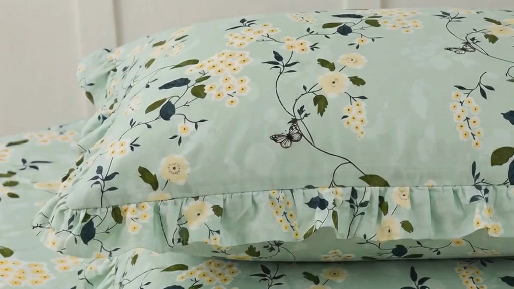 Dream Weaverz Polycotton Double Fitted (Elastic) 260 TC Floral 1 Bedsheet with 2 Pillow Covers (Green)